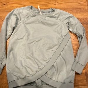 Seraphine maternity/breastfeeding sweatshirt